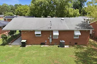 205 N Edgewood Ave, Williamston, NC 27892 - Photo 6