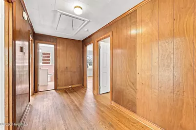 205 N Edgewood Avenue, Williamston, NC 27892 - Photo 16