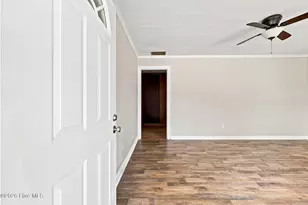 205 N Edgewood Ave, Williamston, NC 27892 - Photo 10