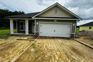 403 S Carey St, La Grange, NC 28551 - Photo 1
