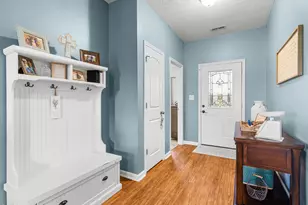 210 Classy Ct, Richlands, NC 28574 - Photo 4