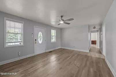 613 Maple Street, Jacksonville, NC 28540 - Photo 4