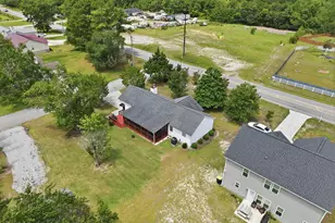 803 Wood Creek Dr, Hubert, NC 28539 - Photo 38