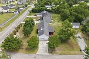 803 Wood Creek Dr, Hubert, NC 28539 - Photo 16