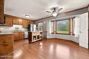2345 Mayfield Dr, Winterville, NC 28590 - Photo 8