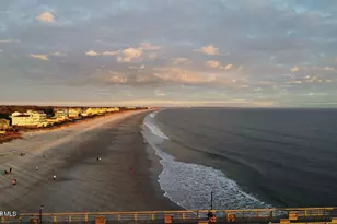121 SE 76th St, Oak Island, NC 28465 - Photo 16
