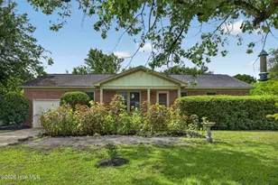 5010 Lord Tennyson Rd, Wilmington, NC 28405 - Photo 2