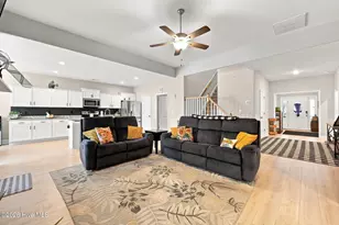 729 Aria Ln, Hubert, NC 28539 - Photo 10