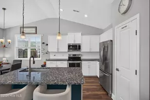 3008 Primrose Ln, Castle Hayne, NC 28429 - Photo 10