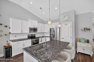 3008 Primrose Ln, Castle Hayne, NC 28429 - Photo 6