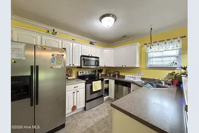 305 Vito Court, Richlands, NC 28574 - Photo 10