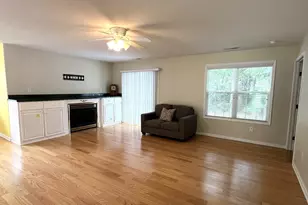 302 Jasmine S, Swansboro, NC 28584 - Photo 4