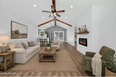 137 NE 31st Street, Oak Island, NC 28465 - Photo 4