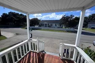 109 Carteret Ave, Beaufort, NC 28516 - Photo 2