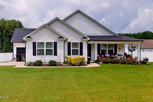41 River Banks Dr, Kenly, NC 27542 - Photo 1