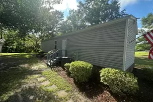 1615 Oak Ridge Dr SW, Ocean Isle Beach, NC 28469 - Photo 2