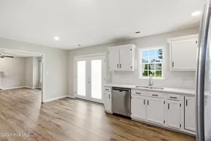 930 Commons Dr N, Jacksonville, NC 28546 - Photo 18