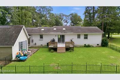 403 W Wilson Creek Drive, Trent Woods, NC 28562 - Photo 2