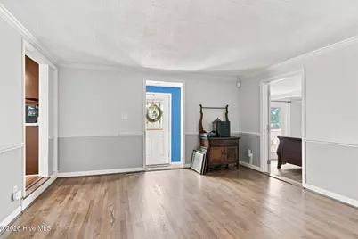 113 N Guthrie Lane, Newport, NC 28570 - Photo 2