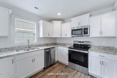 521 Appalachian Trail N, Jacksonville, NC 28546 - Photo 12