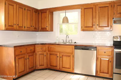 1624 E Indiana Avenue #Apt 13, Southern Pines, NC 28387 - Photo 8