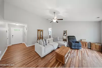 102 Laredo Drive, Jacksonville, NC 28540 - Photo 14