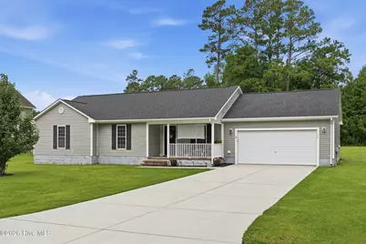 102 Laredo Drive, Jacksonville, NC 28540 - Photo 2