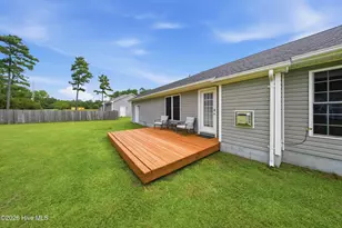 102 Laredo Dr, Jacksonville, NC 28540 - Photo 38