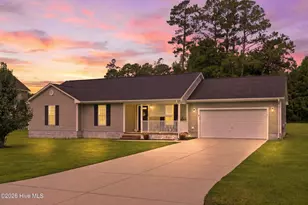 102 Laredo Dr, Jacksonville, NC 28540 - Photo 1