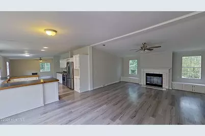 20 Deer Ridge Drive E, Hampstead, NC 28443 - Photo 2