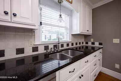 508 Stewart Avenue, Clinton, NC 28328 - Photo 12