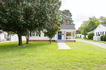 508 Stewart Avenue, Clinton, NC 28328 - Photo 2