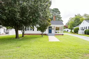 508 Stewart Ave, Clinton, NC 28328 - Photo 2