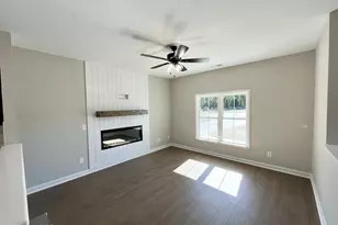 211 Pendergrass Dr, Princeton, NC 27569 - Photo 6