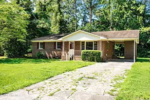 3021 Madison Ave, New Bern, NC 28562 - Photo 1