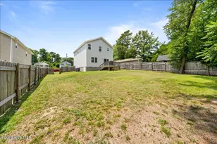 745 W Illinois Ave, Southern Pines, NC 28387 - Photo 6