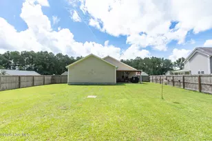 511 Sassy Ct, Richlands, NC 28574 - Photo 38