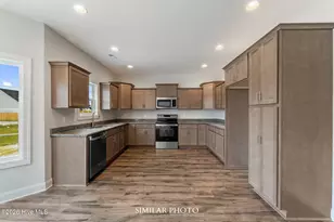 723 Gulley Ln, Jacksonville, NC 28546 - Photo 10