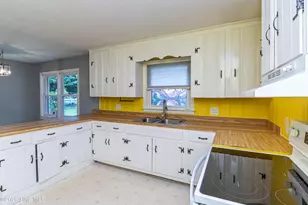 113 Lake Ave, Dudley, NC 28333 - Photo 6