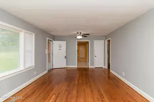 113 Lake Ave, Dudley, NC 28333 - Photo 4