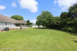 2011 Cambridge Downs Dr, Morehead City, NC 28557 - Photo 32