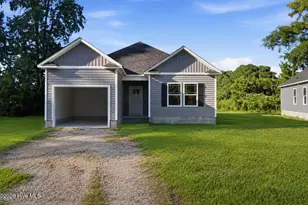 310 Camp Creek Dr, Oriental, NC 28571 - Photo 1