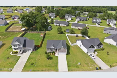 126 St James Way, Sanford, NC 27332 - Photo 4