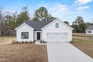 309 Riva Ridge, Burgaw, NC 28425 - Photo 4