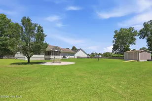 308 Carrie Ct, Newport, NC 28570 - Photo 30