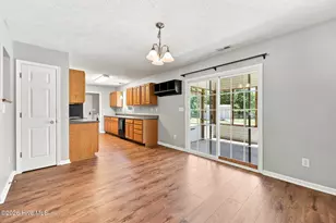 308 Carrie Ct, Newport, NC 28570 - Photo 8