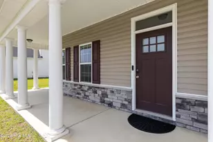 215 Old Field School Ln, Jacksonville, NC 28546 - Photo 4