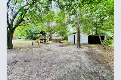105 Country Club Circle, Clinton, NC 28328 - Photo 16