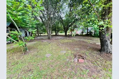 105 Country Club Circle, Clinton, NC 28328 - Photo 16