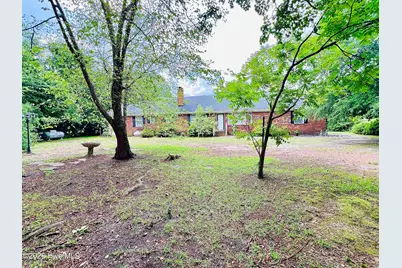 105 Country Club Circle, Clinton, NC 28328 - Photo 14